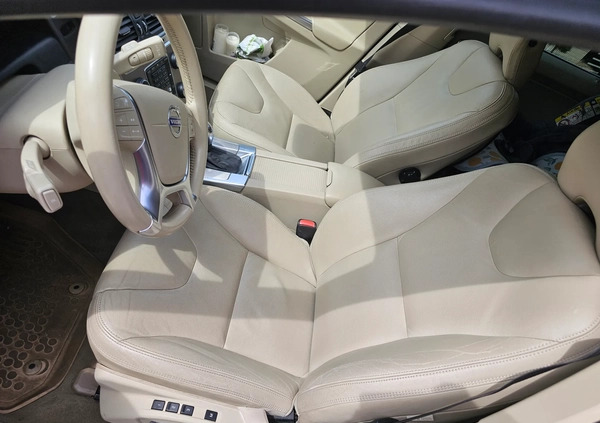 Volvo XC 60 cena 72900 przebieg: 131200, rok produkcji 2013 z Bydgoszcz małe 56